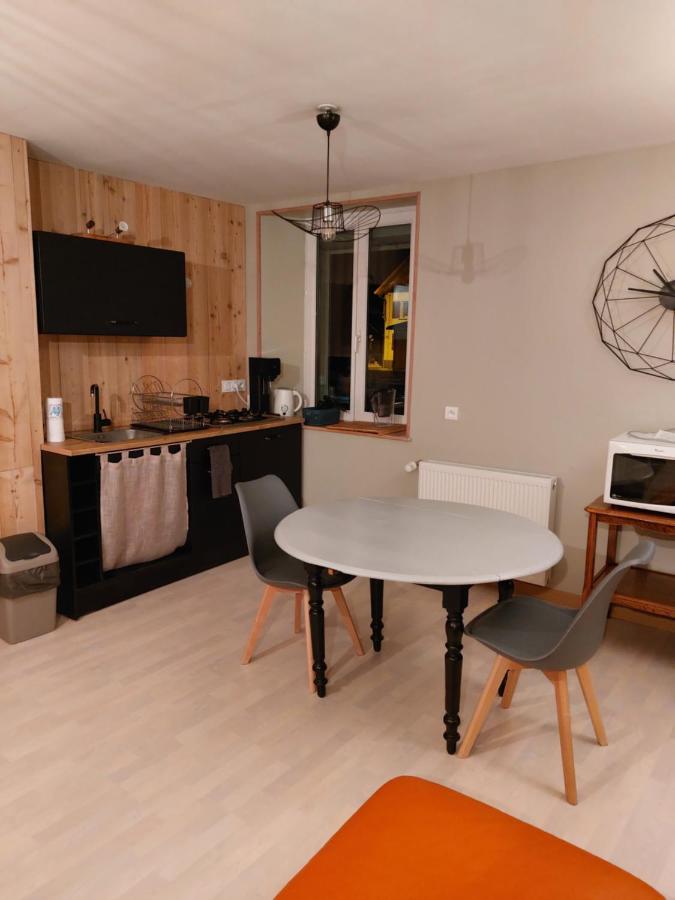 Апартаменти Studio Cosy De 2 A 4 Personnes Au Coeur Du Haut Doubs, Entre Les Lacs, Les Montagnes Et Les Vignobles Frasne Екстер'єр фото